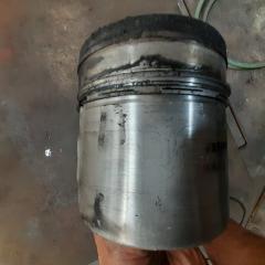 Pistones y bielas cummins 4.5 electronico